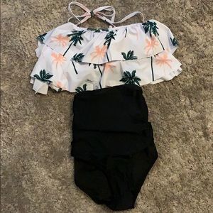 Palm tree ruffle top & black high waisted bottoms